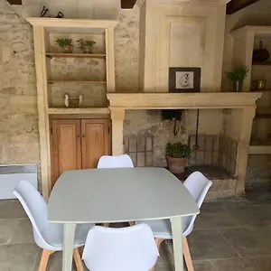 De La Tour Des Abbés Hébergement de vacances