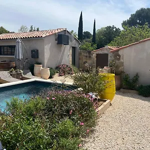 Studio Dans Les Alpilles Appartement